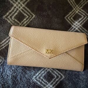 Michael Kors Beige Leather Wallet